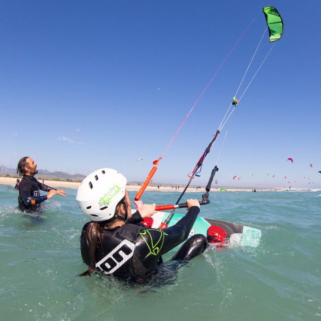 Beginner Kitesurf course in Tarifa - Alex Pastor Kite Club